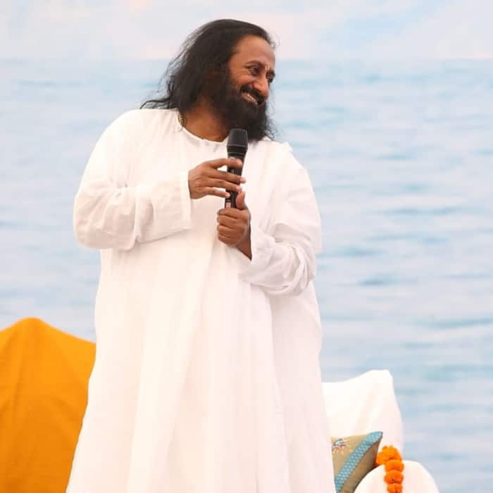 Gurudev Sri Sri Ravi Shankar on overcoming fear