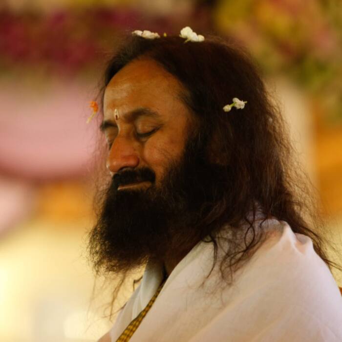 Gurudev Sri Sri Ravi Shankar on overcoming fear