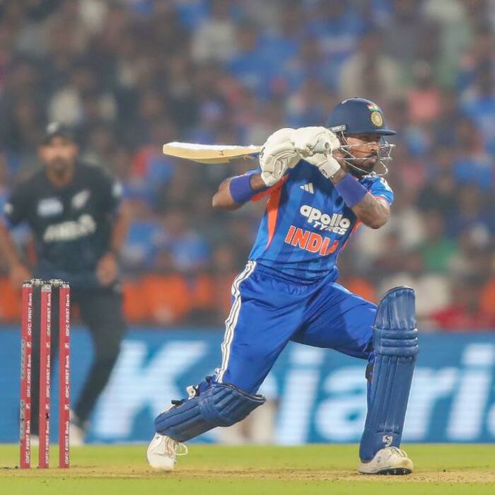 Hardik Pandya holds the Indian record for most sixes in the final over