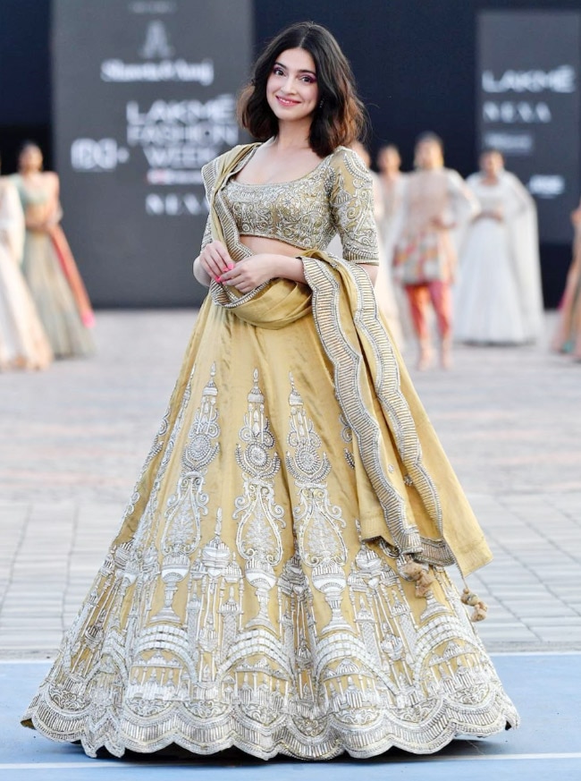 Have a look at the MULTI-talented and versatile Divya Khosla! Have a look at the MULTI-talented and versatile Divya Khosla!