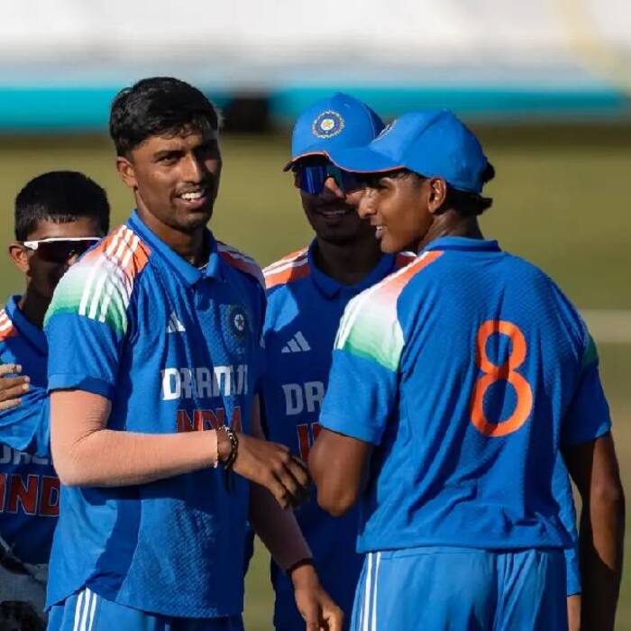 Henil Patel struck twice to dismiss Utkarsh and Arjun Mahesh