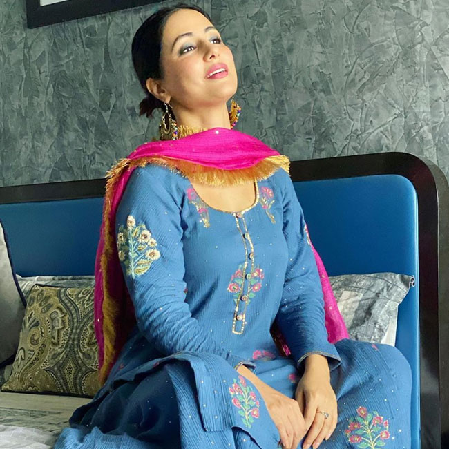 Hina Khan is a Look to Behold