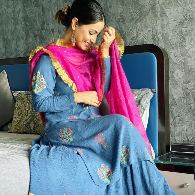 Hina Khan is Turning Up The Heat
