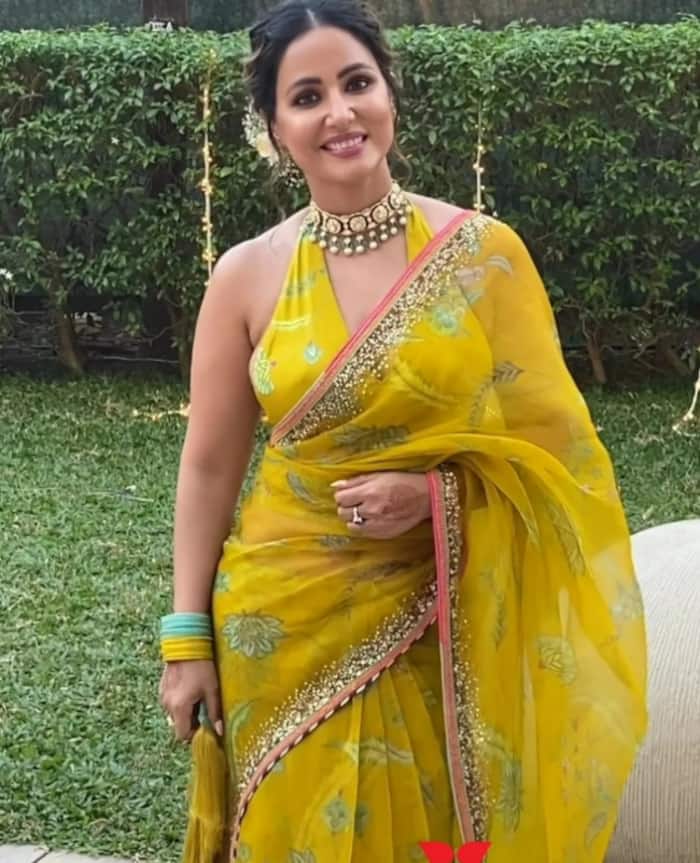 Hina Khan raises hotness at her friends day wedding