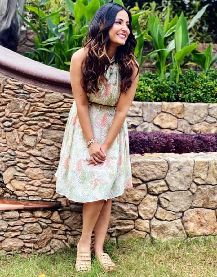Hina Khan Sets Internet on Fire With Her Latest Pictures