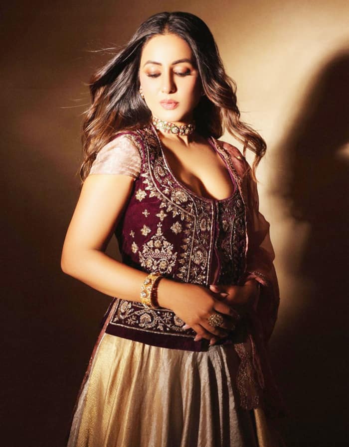 Hina Khan wears a lehenga in new photoshoot - see stunning pics