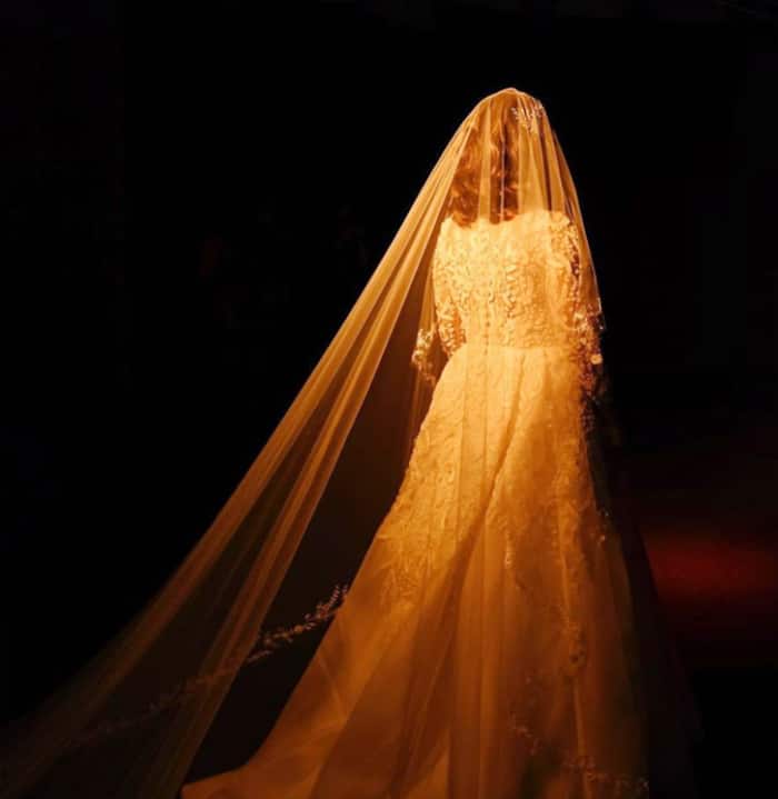 Hina Khan Will Leave You Gasping For Breathe With Latest Set of Pictures