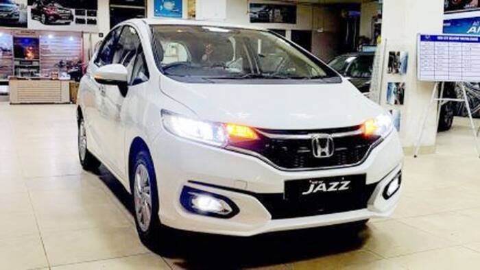 Honda Jazz: Discount Rs 25947