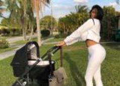 Russell's Wife Makes Eyes Turn Post Pregnancy | PICS