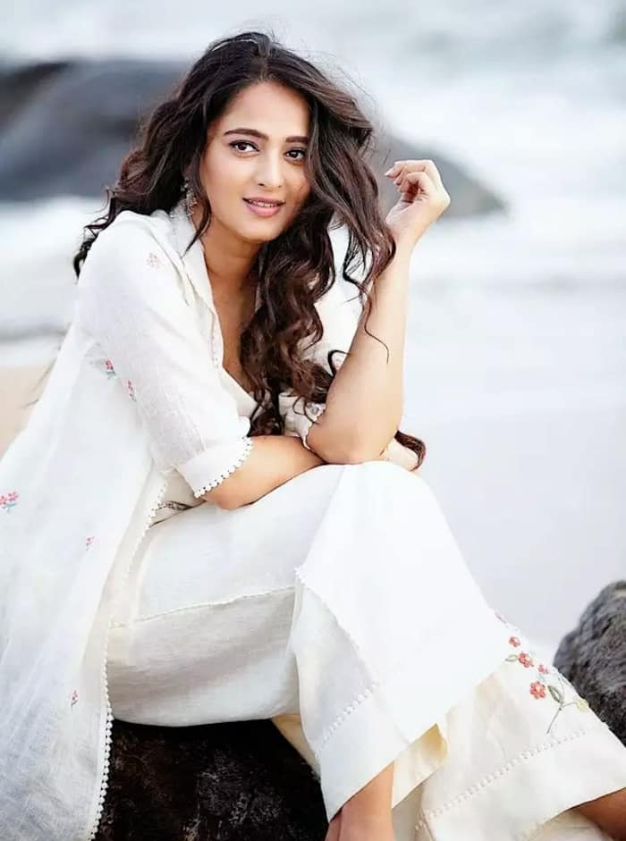 Hot south Actress Anushka Shetty