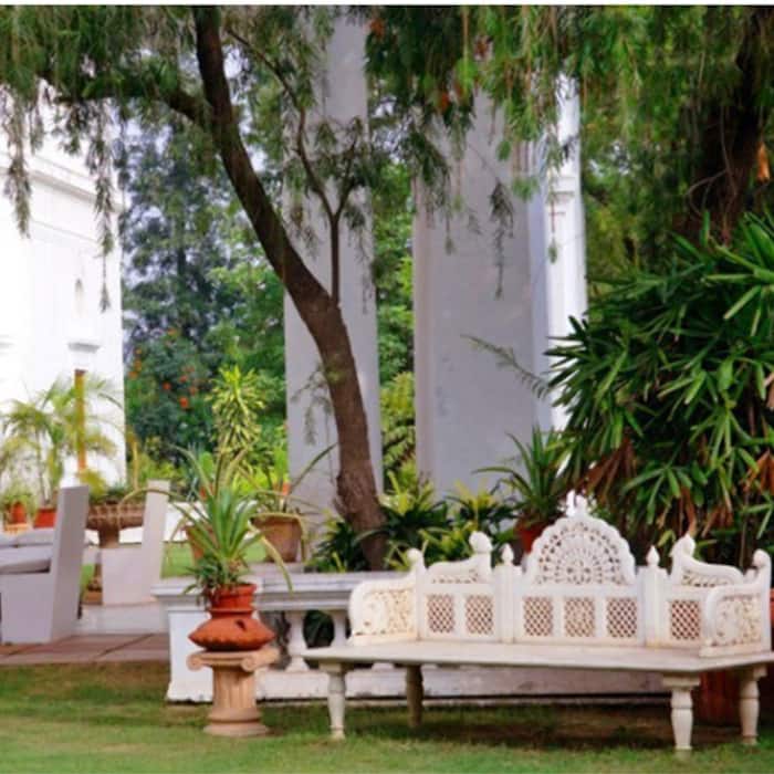 How big is the Pataudi Palace 