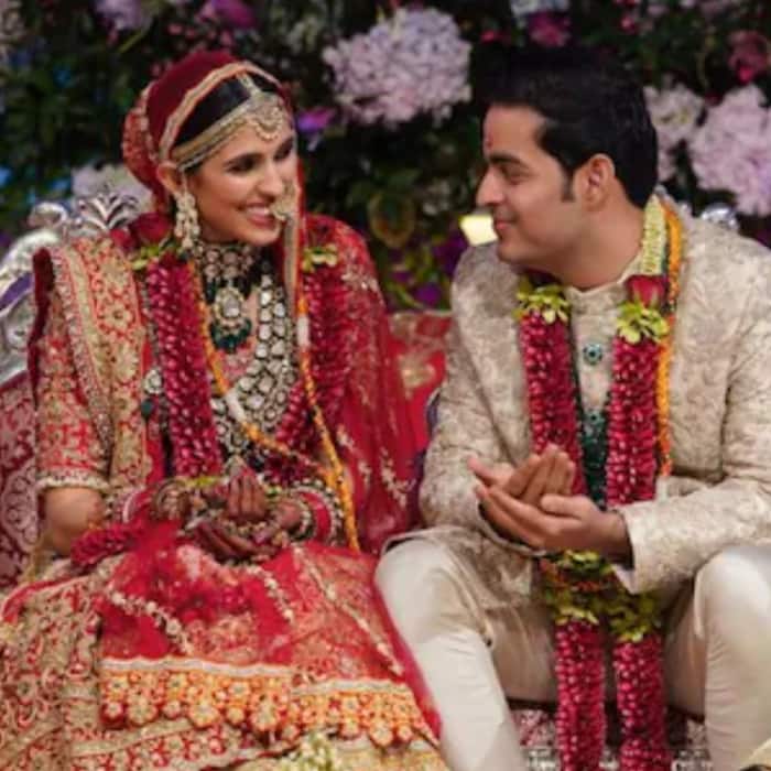 How expensive was Akash Ambani and Shloka Mehta   s grand wedding 