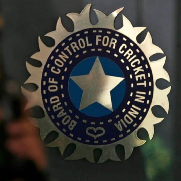 How much BCCI earns 