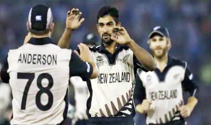 I love The Way Dhoni Can Slow Down And Control Games: Ish Sodhi