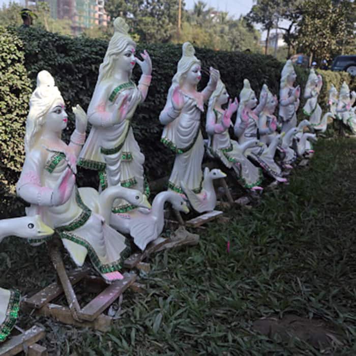 Idols of Goddess Saraswati