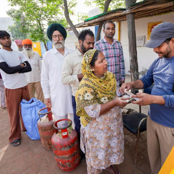 If you have booked a refill and want to know when it will arrive  check the steps here 