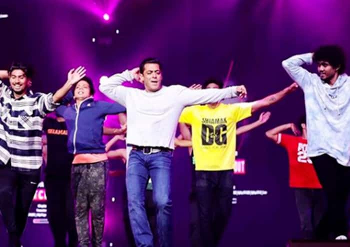 Star Screen Awards 2019 Salman Khan Performance IIFA 2019: Salman Khan, Neha Kakkar Took The Stage by Storm With Their
