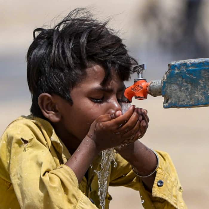 IMD Weather Update  Heatwave in Delhi  Rajasthan  MP in 48 hours  Rain predicted in THESE states