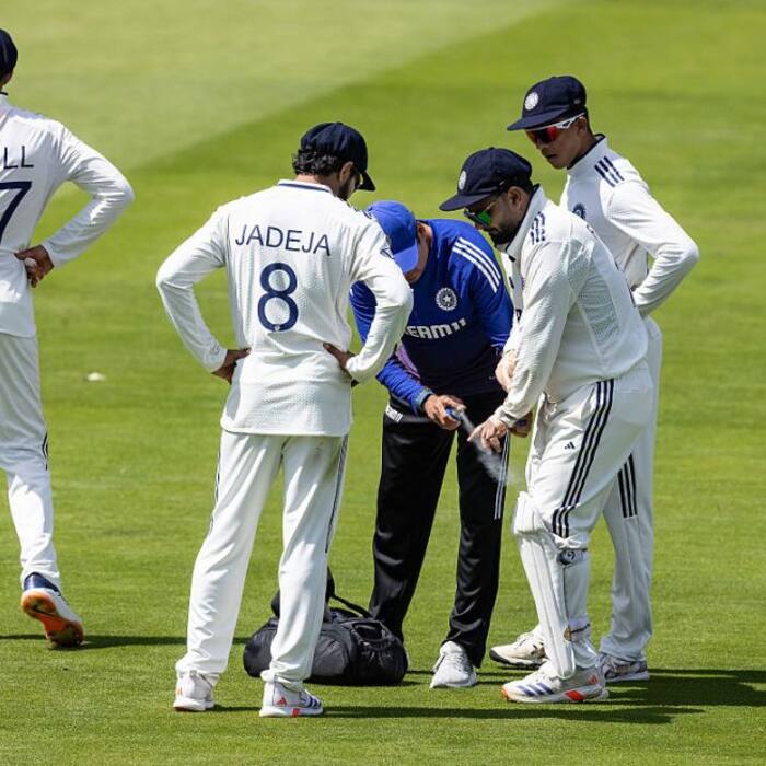 India vice captain Rishabh Pant has injured his finger on Day 1