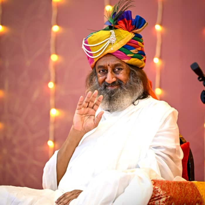 International Day of Yoga 2025  10 Quotes of Gurudev Sri Sri Ravi Shankar on Yoga