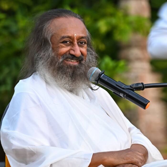 International Day of Yoga 2025  10 Quotes of Gurudev Sri Sri Ravi Shankar on Yoga