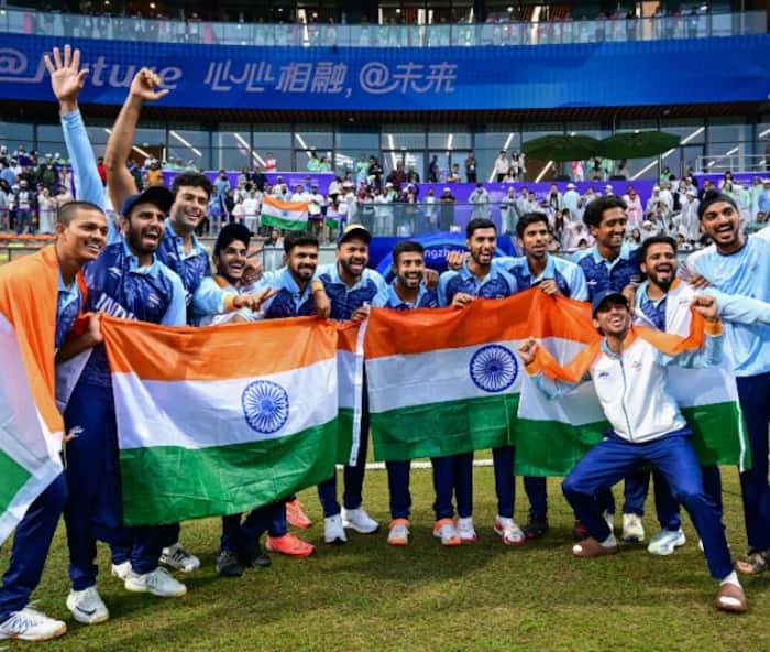 Iss Baar  Sau Paar At Asian Games