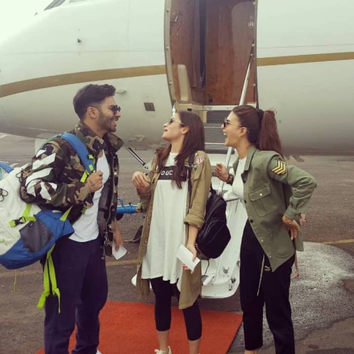 Jacqueline Fernandez shares a picture with Alia Bhatt and Varun Dhawan