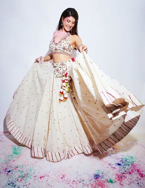 jacqueline lehenga
