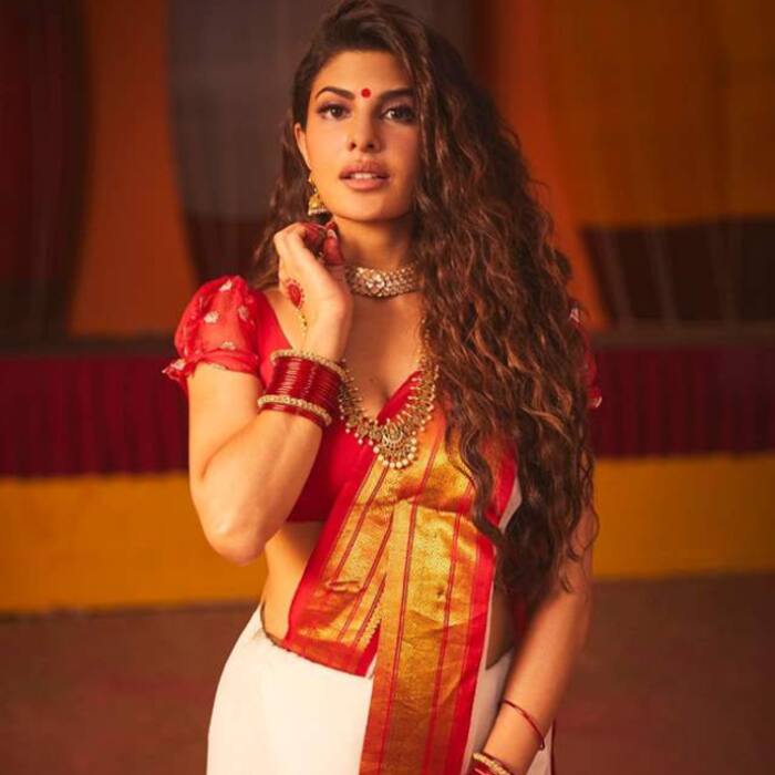 Jacqueline s Charm in Genda Phool