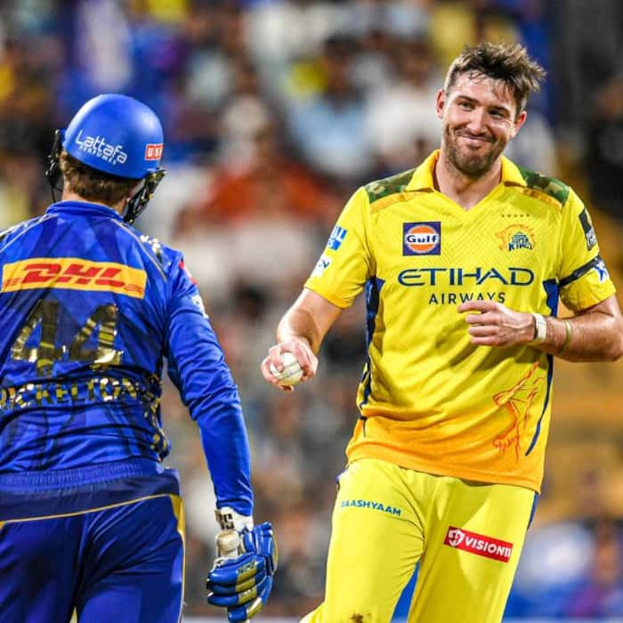Jamie Overton was signed up by MS Dhoni s CSK for Rs 1 5 crore