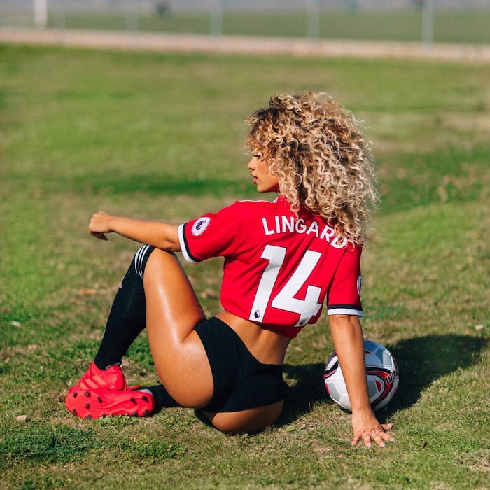 Jane Frumes Hot and Sexy Photo (24)