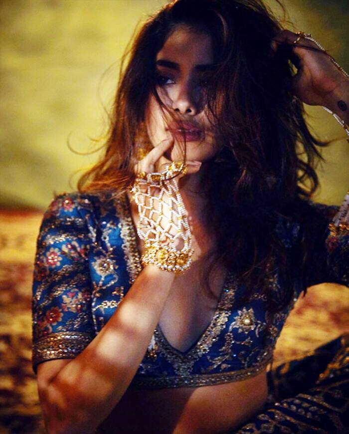 Janhvi Kapoors Latest Pictures Are Dream