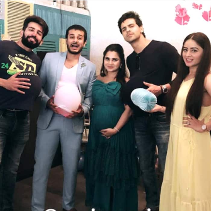 Jay Soni with wife Pooja Soni and television celebs at her baby shower
