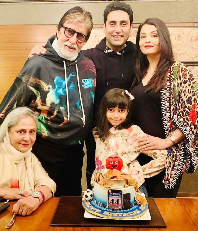 Jaya Bachchan's family
