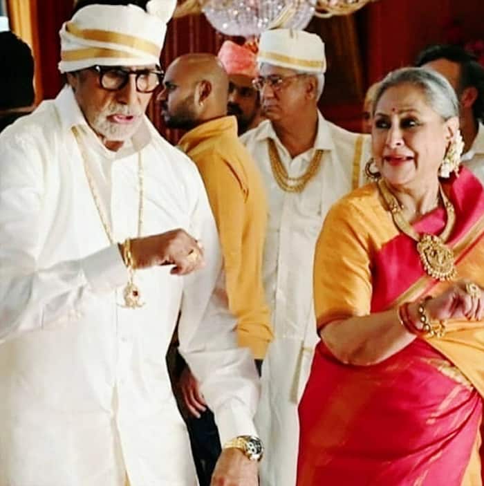 Jaya Bachchan's family