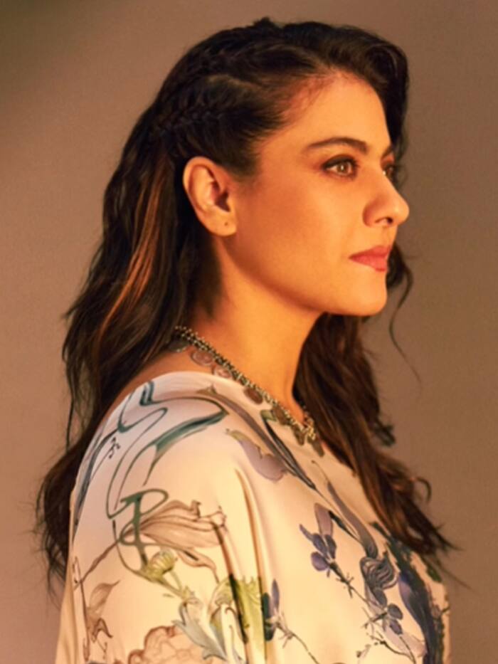 Kajol Impresses Fashion Police in White And Blue Kaftan Gown