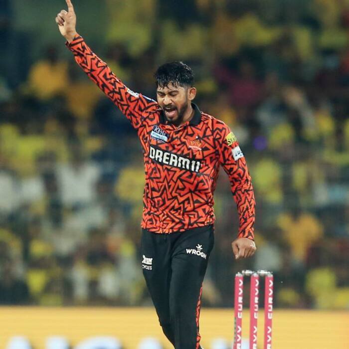 Kamindu Mendis scored 92 runs in IPL 2025 season