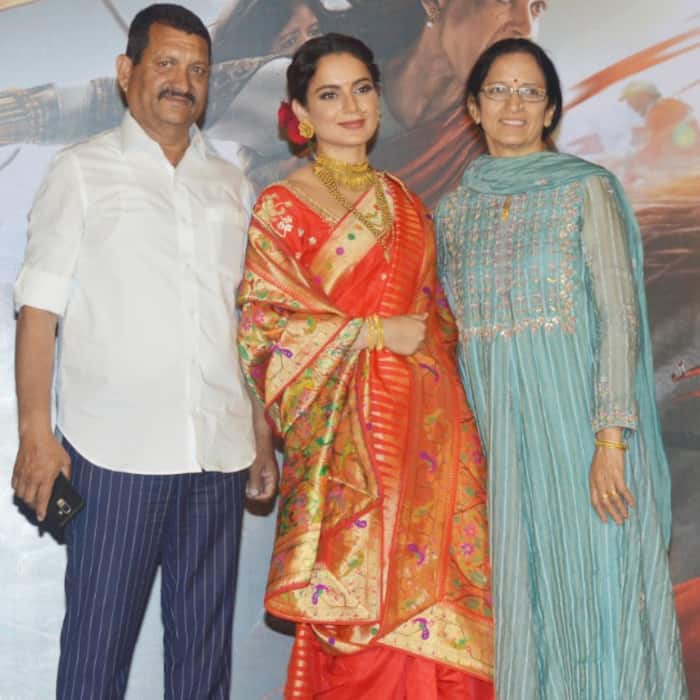 Kangana along with her parents at Manikarnika trailer launch
