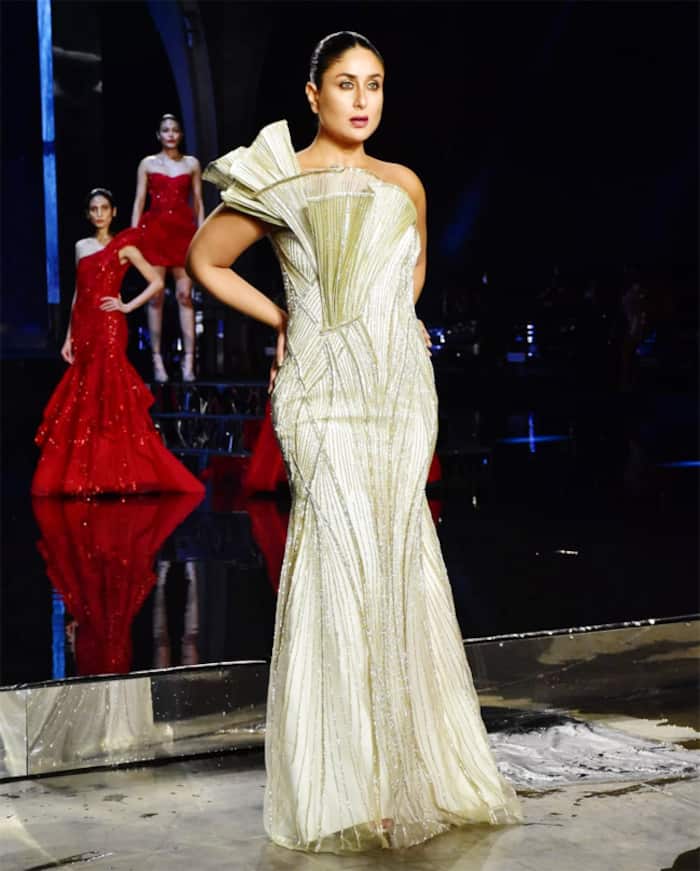 Kareena Kapoor Khan looks ravishing in Gaurav Gupta gown at Lakme Fashion Week 2021