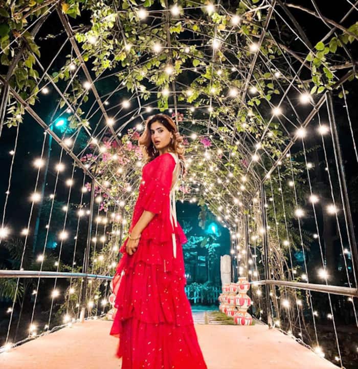 Karishma Sharma Bold Photos