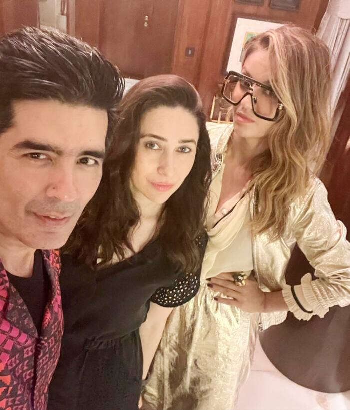 Karisma Kapoor Was All Glammed Up For The Bash