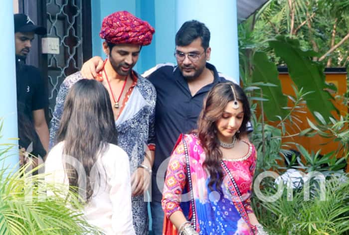 Kartik Aaryan-Kiara Advani’s Pictures From The Sets of Bhool Bhulaiyaa 2 Go Viral