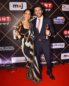 Kiara Advani to Raveena Tandon, Celebs Who Turned Heads in Glamorous And Sizzling Outfits in Award show – PICS