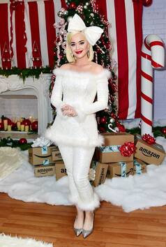 American Pop Star Katy Perry Delivers Smiles And Snow to Beautiful Kids Ahead Christmas Celebration