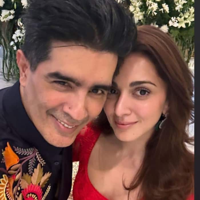 Kiara Advani Strikes Pose with Manish Malhotra