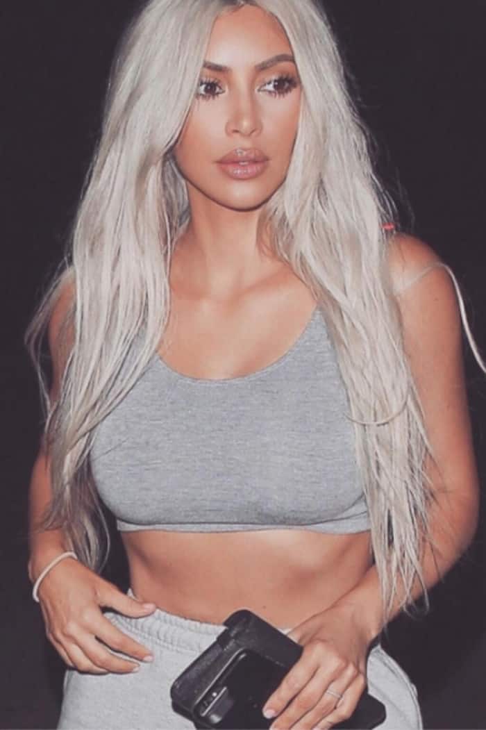 Kim Kardashian looks hot in this picture