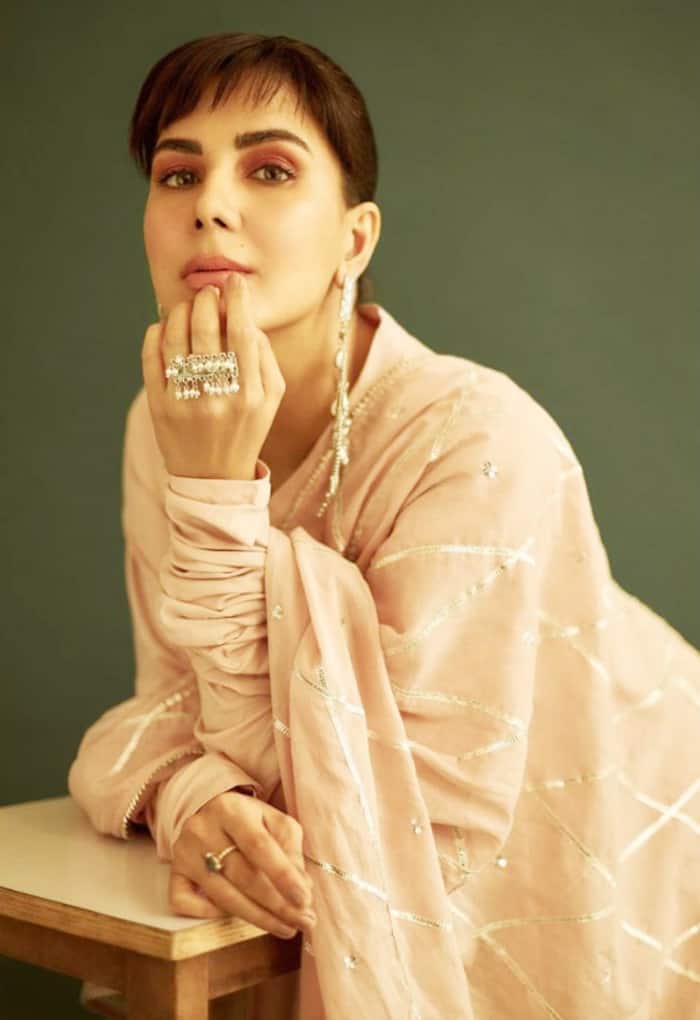 Kirti Kulhari is a Sight For Sore Eyes