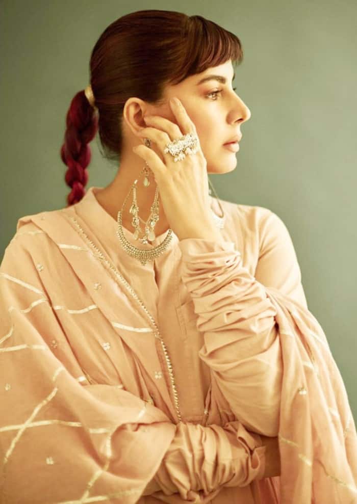 Kirti Kulhari Viral Pictures