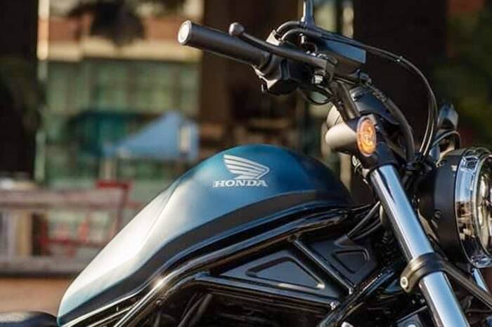 Know the price of Honda Rebel 500