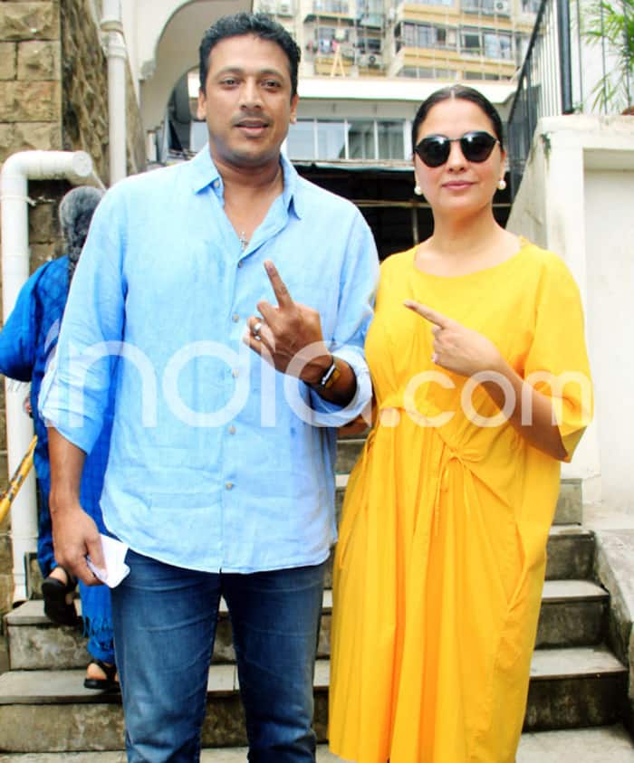 Lara Dutta and husband Mahesh Bhupati Cast Their Votes